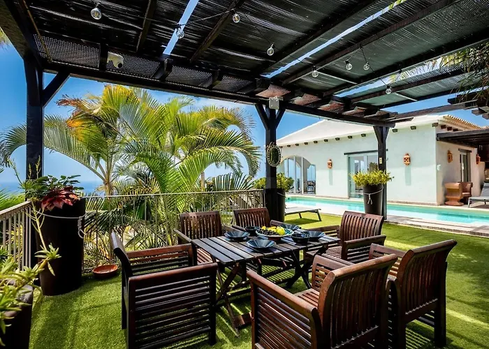 Toscana Indoor & Outdoor Pool Апартаменти *