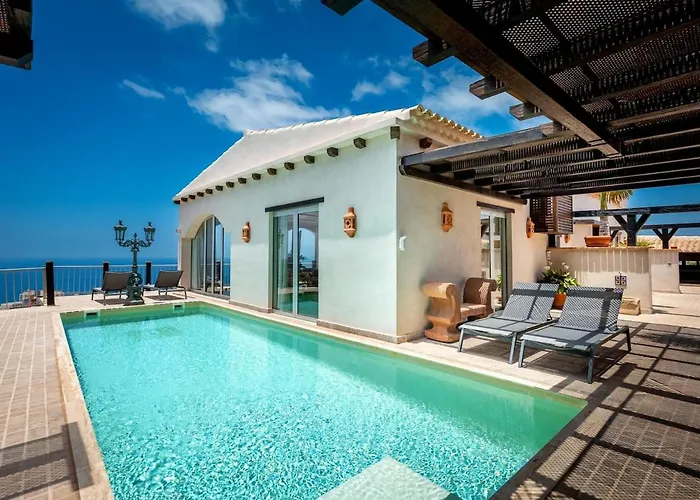 Toscana Indoor&outdoor Pool * Costa Adeje (Tenerife)