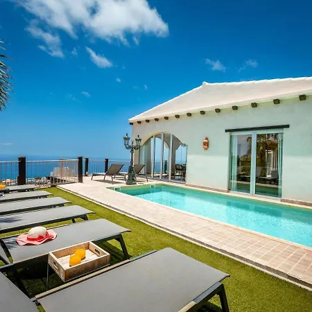 Toscana Indoor Heated Pool, Sea View דירה